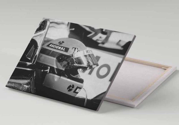 Cuadro 30x40 Casco de Ayrton Senna blanco y negro